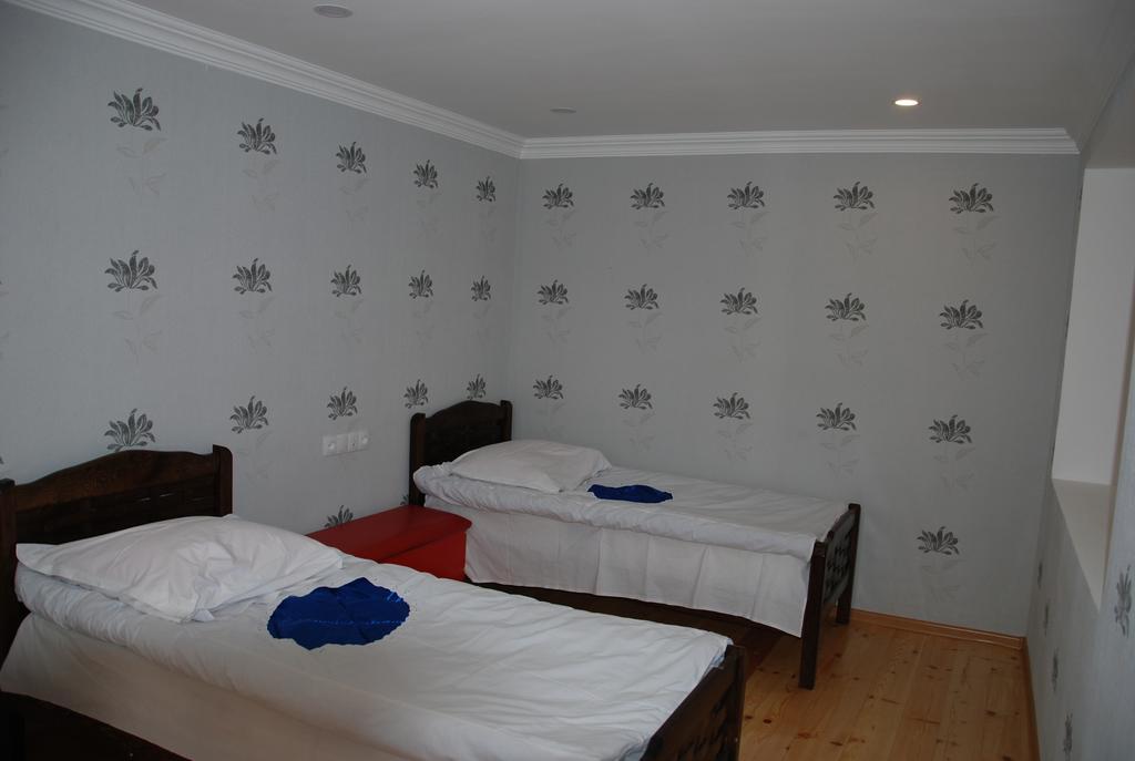 Keti Pilpani Guesthouse เมสเตีย ภายนอก รูปภาพ