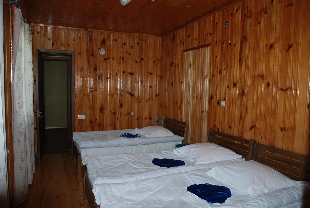 Keti Pilpani Guesthouse เมสเตีย ภายนอก รูปภาพ