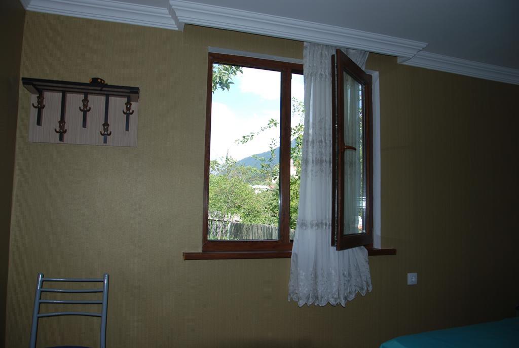 Keti Pilpani Guesthouse เมสเตีย ภายนอก รูปภาพ